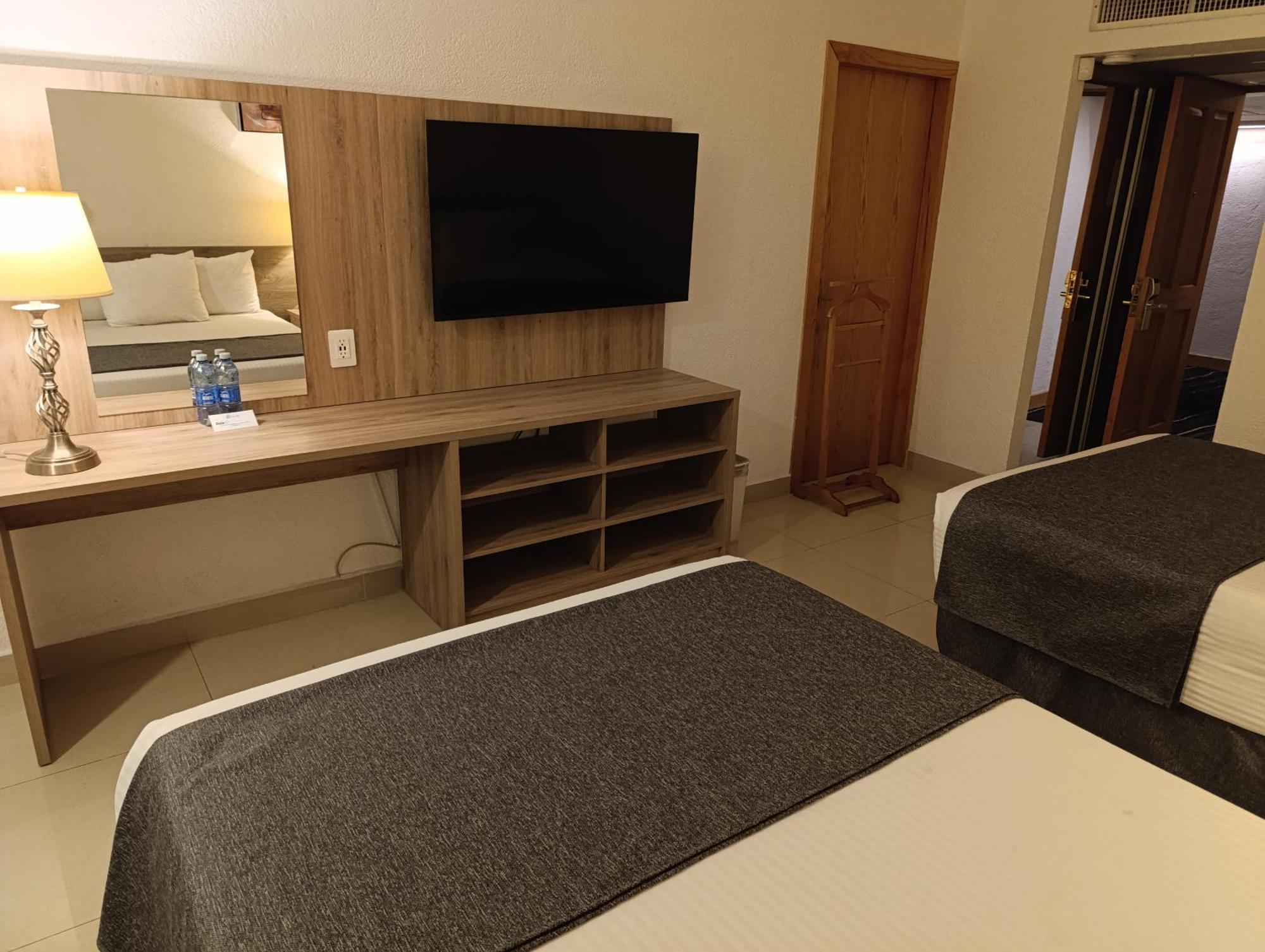 Hotel Laffayette Ejecutivo Guadalajara Ngoại thất bức ảnh